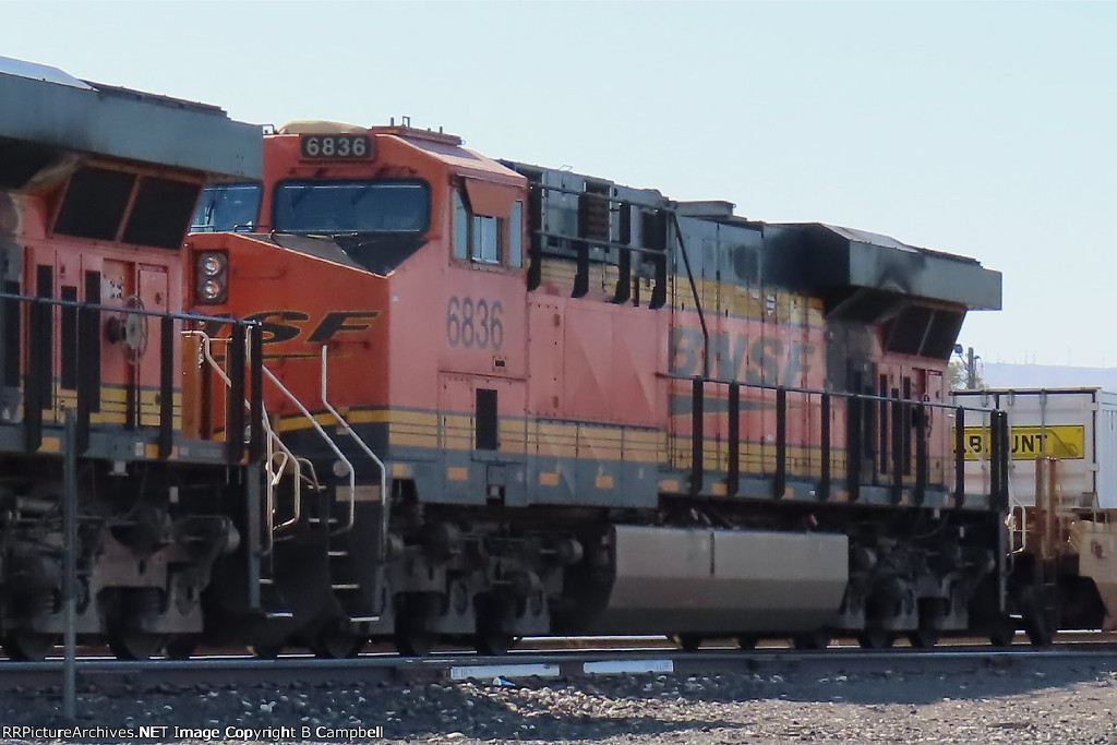 BNSF 6836